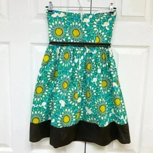 Trixxi Strapless Fit & Flare Dress Sweetheart Neck Green Black Floral Size XXS - Picture 4 of 15